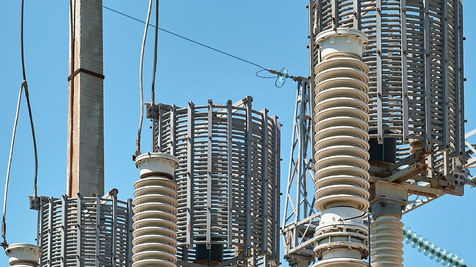 如何選擇最佳油漆來防腐變壓器油箱？